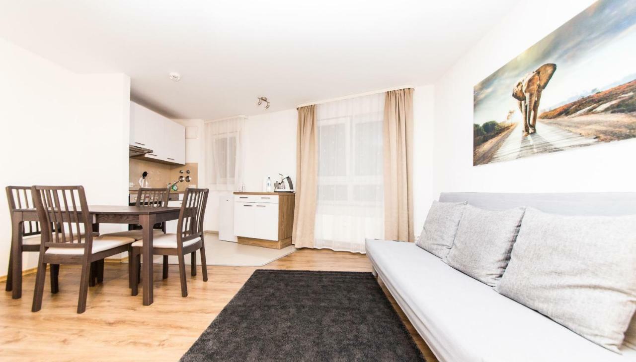 Outlet-Apartment Metzingen Μέτσινγκεν Εξωτερικό φωτογραφία